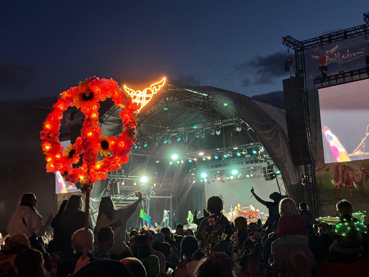deaconbluemusic's tweet photo. .@BelladrumFest, Highlands ๐ 27.07.24
โฉ Next stop: Trentham Live Staffordshire
#deaconblue #deaconbluelive #belladrumfestival https://t.co/ilJgCidWTV