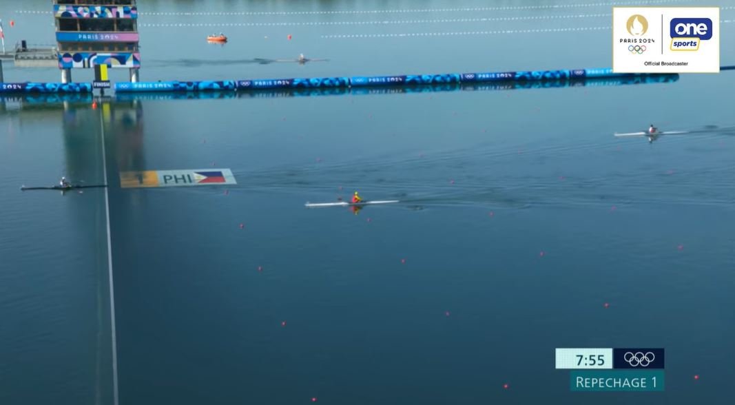 ABSCBNNews's tweet photo. LOOK: History for Joanie Delgaco!

She tops her repechage heat to advance to the quarterfinals of the women's single sculls. #Olympics #Paris2024 (📸: One Sports via @CignalTV / @OlympicPHI) https://t.co/knaK5ZeFPy