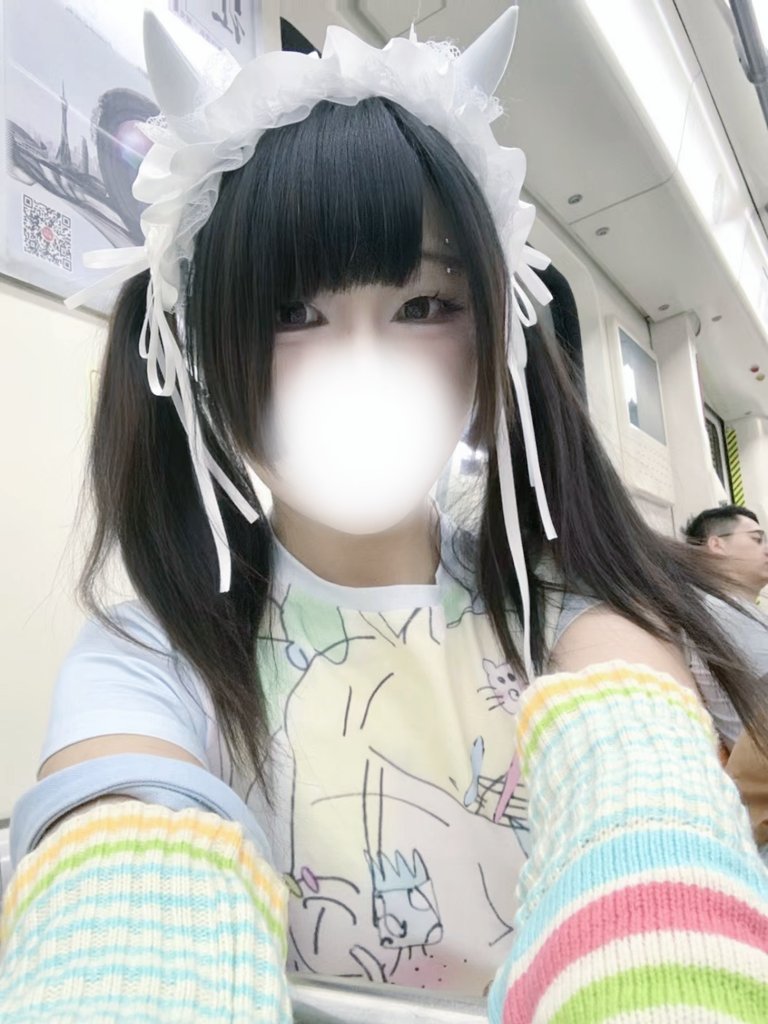 福利姬恶毒千金女配分享的黄推图片3 - 网红私拍内容