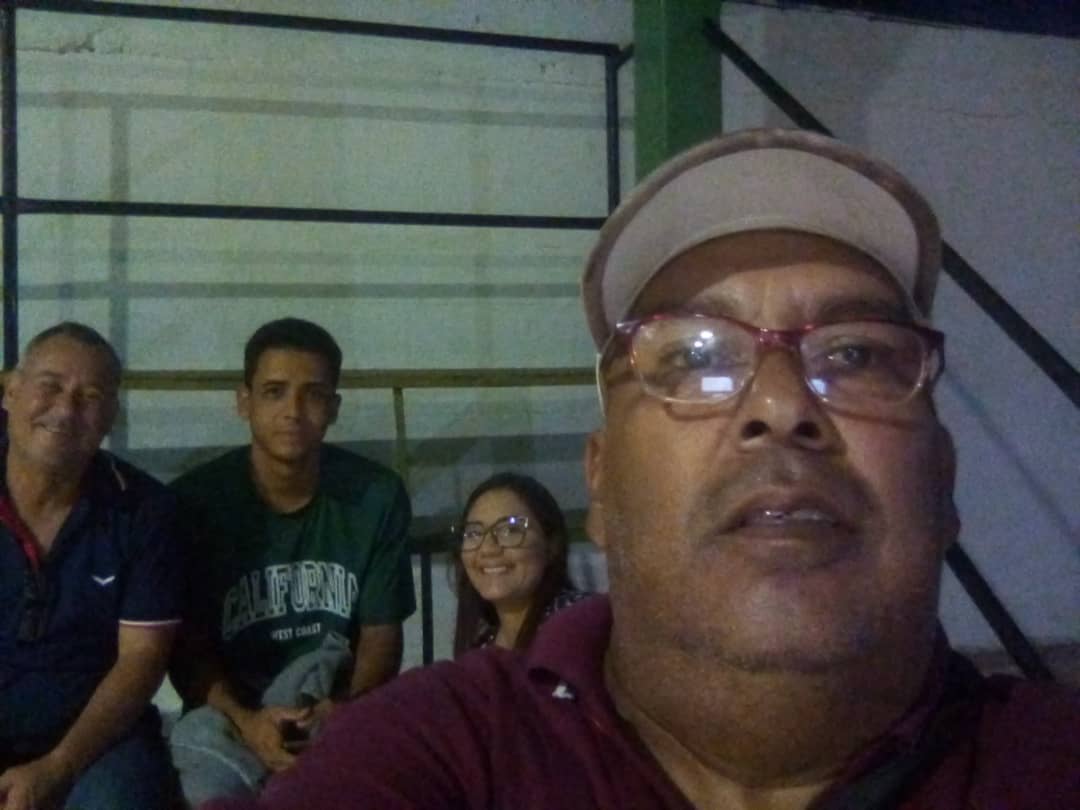 wilmersequera16's tweet photo. Desde la 1am el equipo de la Democracia comandó Venezuela en los centros de votación fé y alegria San Francisco y todo Juan de villegas https://t.co/8heSdixJPv