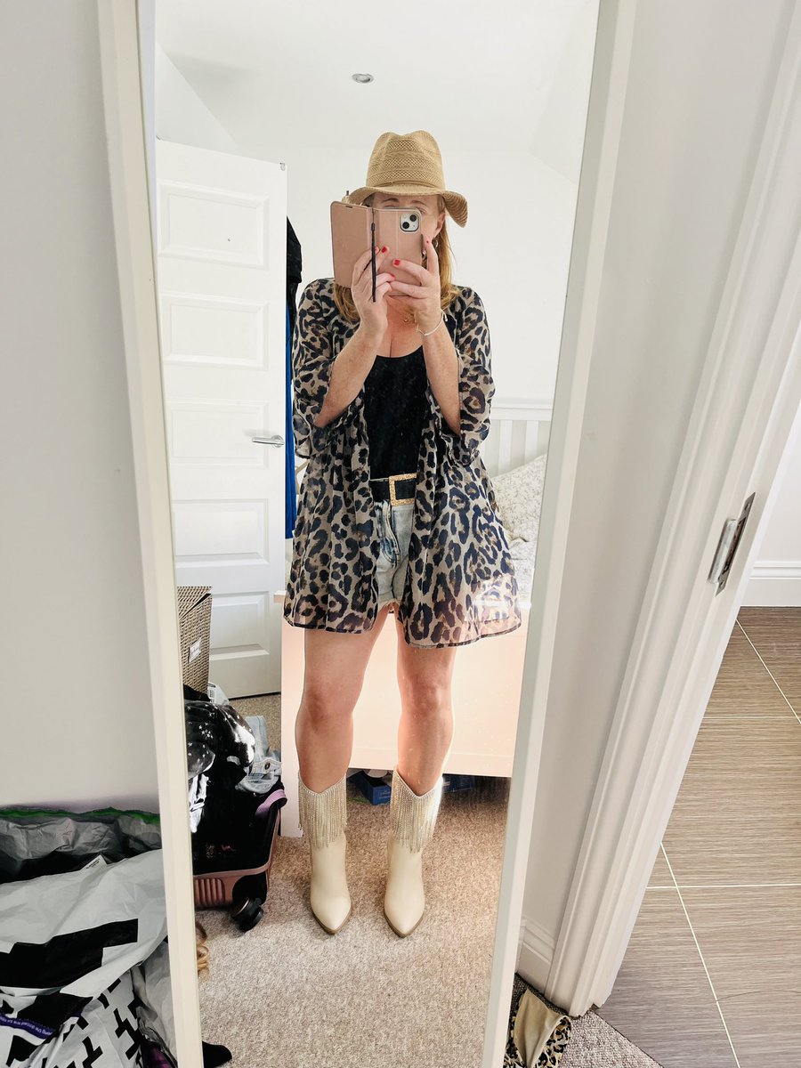 silvia_dunn's tweet photo. #Perranporthcarnival Hoedown theme meant essential new boot purchase. I may never take them off. https://t.co/YYv1X2UYuN