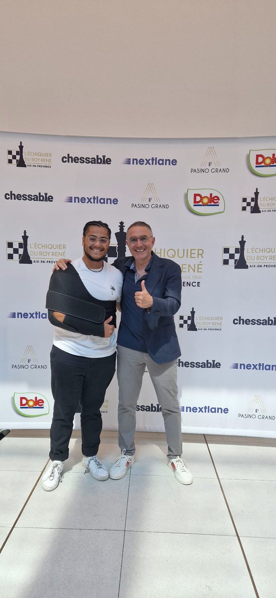 Échiquier Roy René (@echecs_roy_rene) on Twitter photo Bravo à notre coéquipier Dorian DALAUD qui réalise une nouvelle norme MI à notre Open International d'Aix en Provence - Trophée #Dole France 2024 - Grand Prix #Nextlane !
Ici en compagnie du président de l'ERR David BENEZRA #Chess <a href="/ffechecs/">Fédération Française des Échecs</a> Bravo à notre coéquipier Dorian DALAUD qui réalise une nouvelle norme MI à notre Open International d'Aix en Provence - Trophée #Dole France 2024 - Grand Prix #Nextlane !
Ici en compagnie du président de l'ERR David BENEZRA #Chess <a href="/ffechecs/">Fédération Française des Échecs</a>