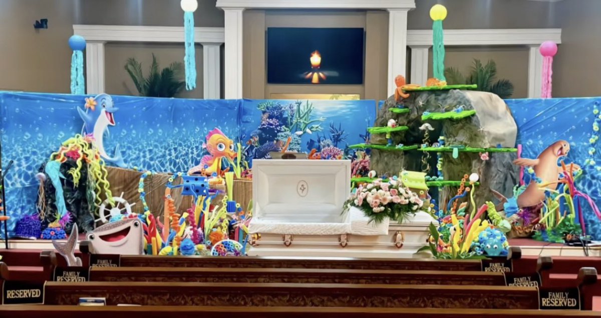 JulesDiner's tweet image. When there’s a funeral, but the church is all set up for VBS. #FuneralHumor