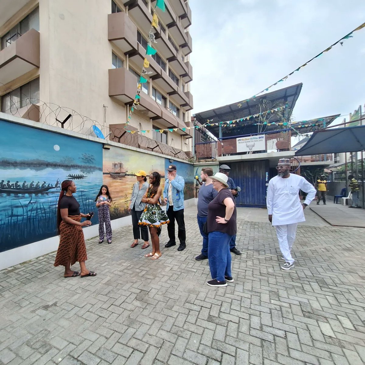What a privilege it was to be invited to show some aspects of Lagos history to @salomeagbaroji - the USA National Youth Poet Laureate - along with some other new friends. 
Visited <a href="/Lovinglagos/">Loving Lagos</a>, the National Museum, Onikan &amp; the Afro-Brazilian Cultural Centre