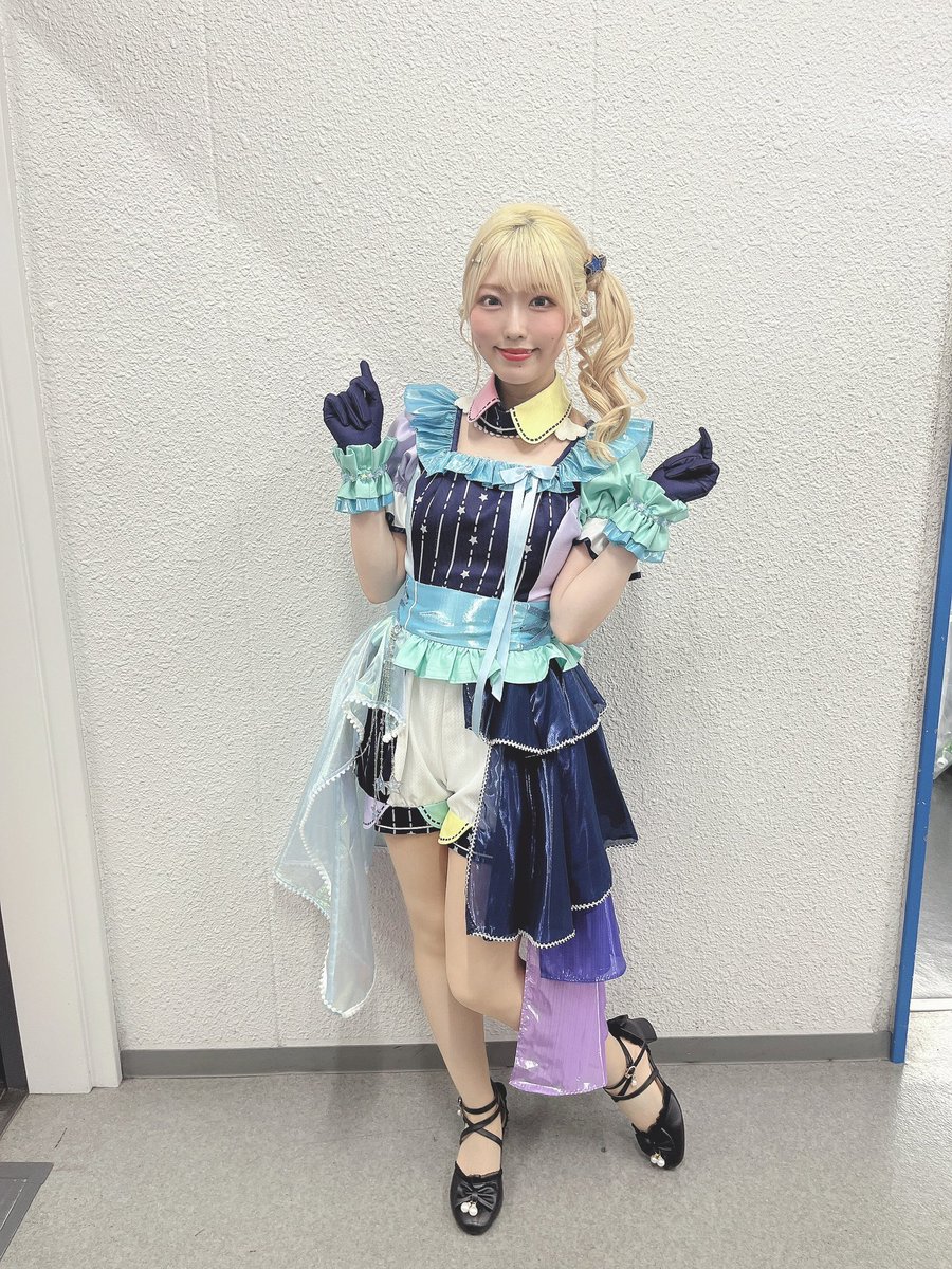s_hitomi_'s tweet photo. #シャニマスLIVEFUN_day2
#シャニマスLIVEFUN

2日間ありがとうございました！
最高にFUNな日になりました！！
プロデューサーさんはどうですか？☺️✨
これからもプロデューサーさんのとなりで！精一杯の先へ🪽♡ https://t.co/pSzdvEYDk0