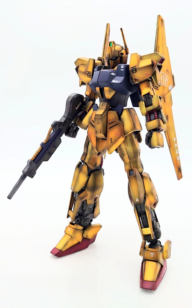 こんばんは☕ HGUC 百式完成しました。グラデーションフラット