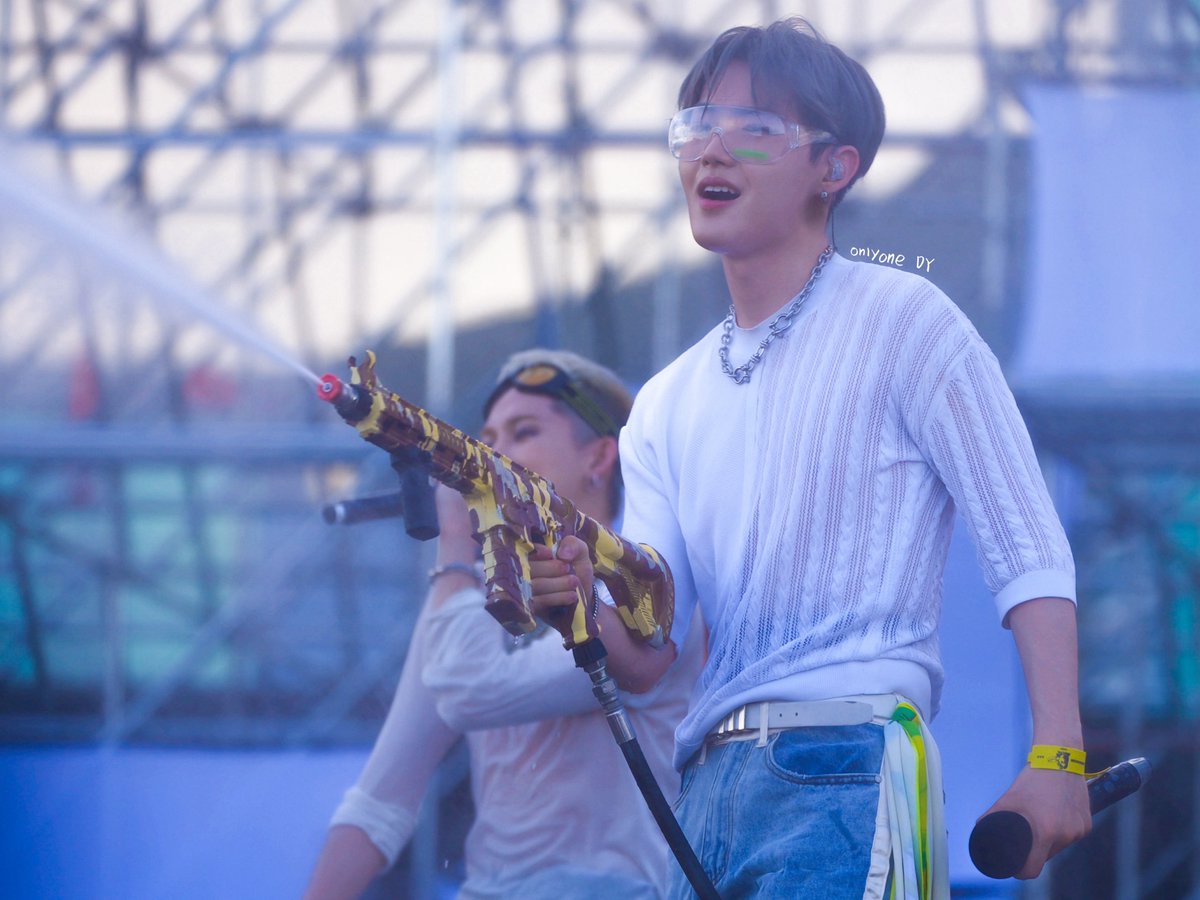 onlyone__DY's tweet photo. 240727 WATERBOMB 부산 
트레저 도영

#ドヨン #DOYOUNG #도영 
#TREASURE   #트레저 https://t.co/Z5SNIpv7Vq