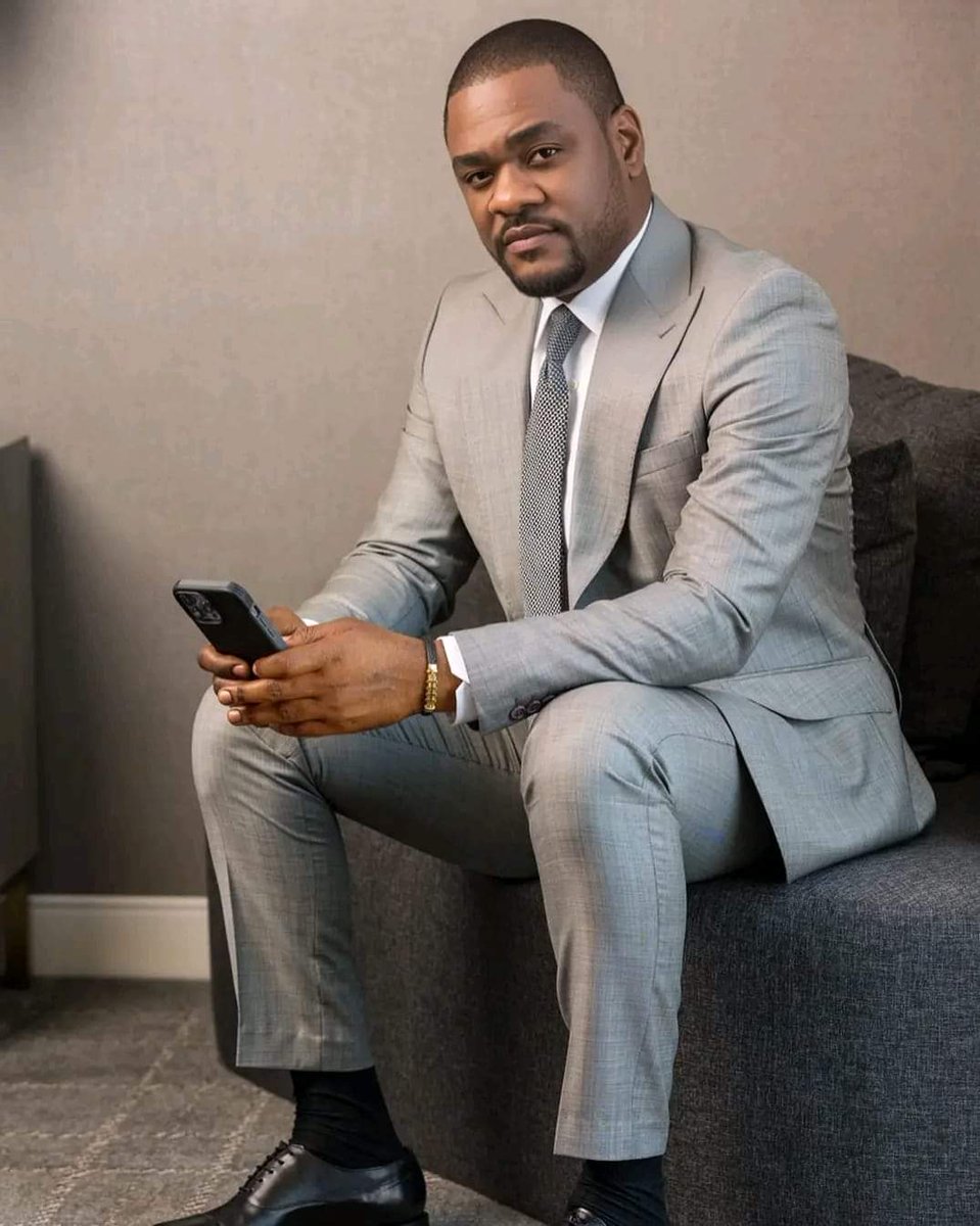 ShogunCedric's tweet photo. Bravo mr M, Kalambayi pour ton concert, mais pour les 9 morts je t'envoie au Diable. https://t.co/lxrZJCIOHd