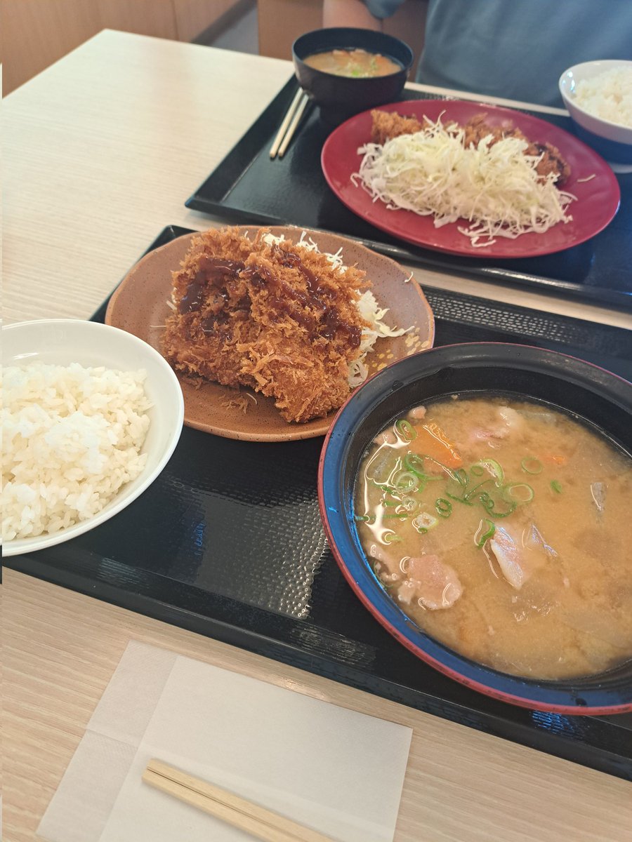 Sakimusik's tweet photo. コロナ後、教会での讃美歌歌えなかった😢タンが絡んで声が当たらない……
昔は「どうしよう。。ますます下手になっちゃう」ってなぞに焦ってた。
いまはまあ幸せでいたらいいやと思えるようになった。 https://t.co/PhehvGfUcO