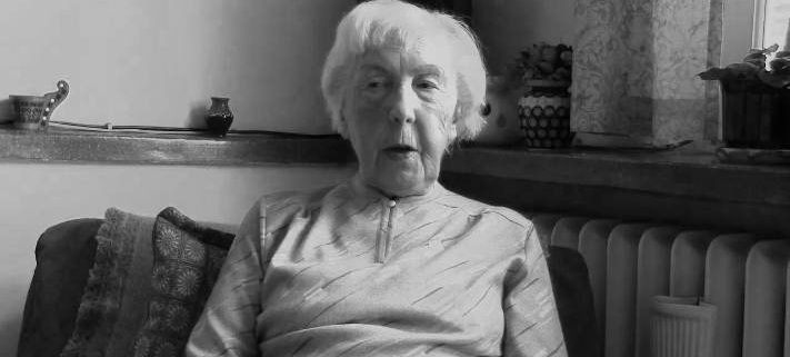 28 July 1915 | A Polish woman, Helena Dunicz-Niwińska, was born in Vienna. A violinist. 

In #Auschwitz from October 1943.
No. 64118
Member of the camp orchestra.
Liberated in Neustadt-Glewe.
After the war she worked at the Polish Music Publishing House.
She passed away in 2018.