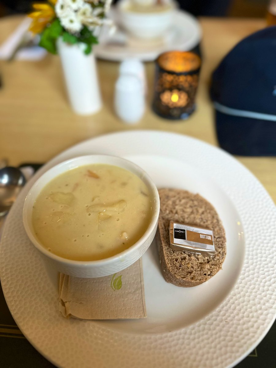 The first of many rankings to come. 

Top 5 Soups of 🏴󠁧󠁢󠁳󠁣󠁴󠁿 2024:

1. Cullen Skink - Royal Oak Hotel, Cullen
2. Carrot &amp; Coriander - The R&amp;A 
3. Leek &amp; Potato -The Putt Stop, Dunaverty 
4. Mushroom - Shiskine, Blackwaterfoot
5. Butternut Squash, Chili &amp; Lime, The Corrie Hotel