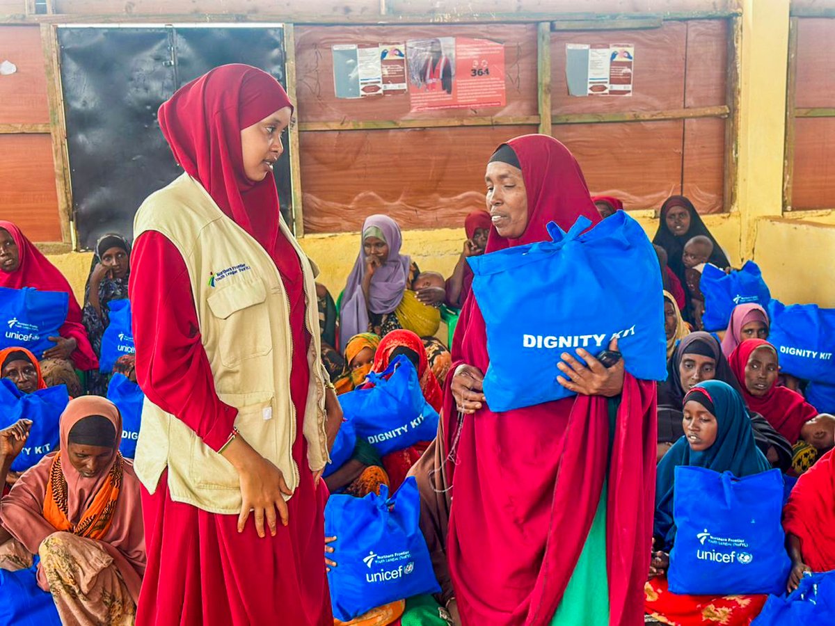 NoFYLSOM's tweet photo. 42K people were displaced due to inter clan conflict in Luuq, according to @OCHASom.

🔴They lack essential items to address their hygiene needs.

NoFYL is providing dignity kits containing essential hygiene items to the new arrival households in Doolow, thanks to @unicefsomalia. https://t.co/rKEw5wNqN1