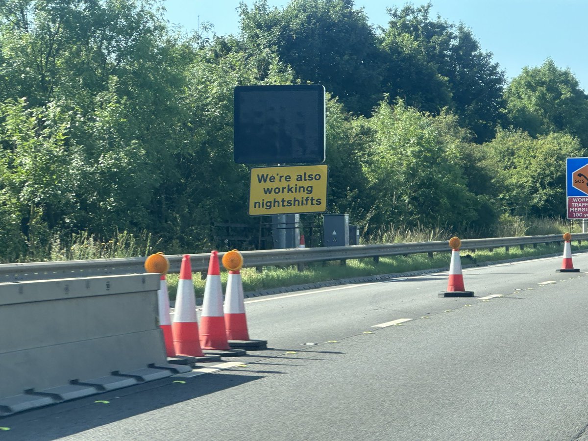 golfnshoot's tweet image. @NationalHways @olivercoppard @TracyBrabin when are you going to sort out the M1. It is a national disgrace that you can’t build a couple of lay byes in less than a year! Could someone be fleecing the government of my tax dollars? #workfaster