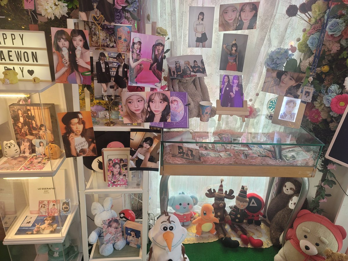 #아기맹수_채원_김도독
#내동료가되라
시간이 안되서 항상 못갔던 채원 생카 다른멤 생카는 갔지만 정작 최애생카는 이번이 처음!