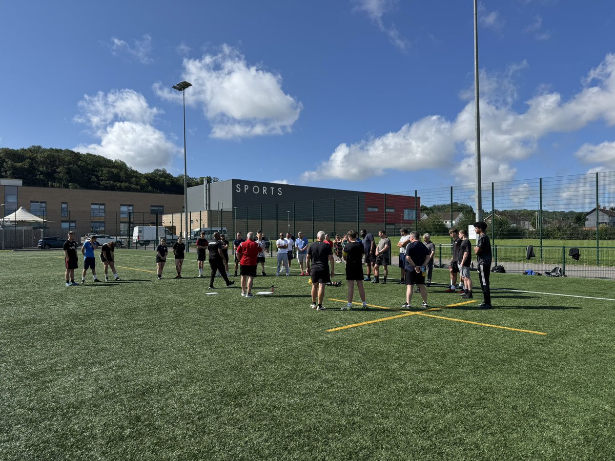 SouthWalesFA's tweet photo. @Referee_SWFA and Amin from @CardiffReferees putting a new cohort of referees through a practical session at @CardiffWestCHS this morning. If you want to be on the next one go to. https://t.co/HIUarpA9tl @FAWGrassroots @FAWales https://t.co/TMhQglG4Z4
