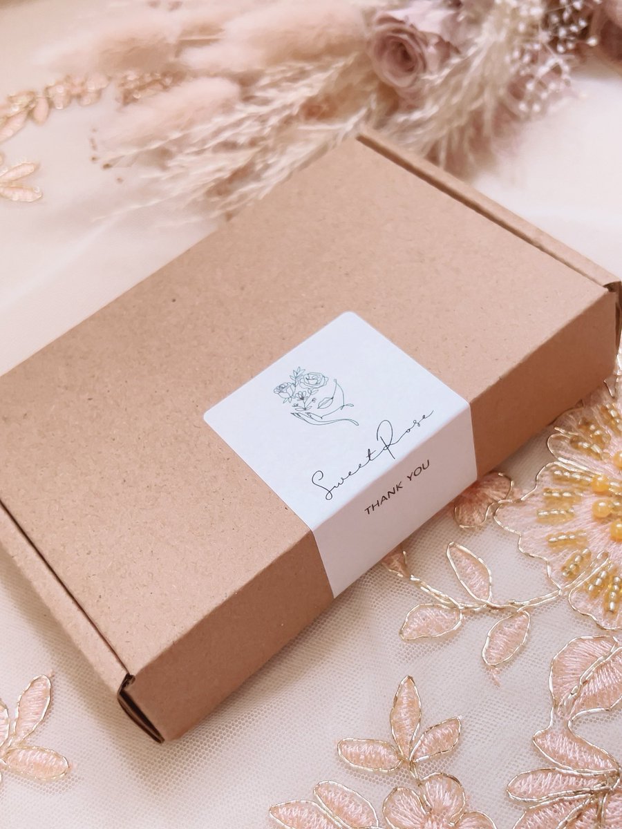 たまにはオーダー品の梱包も見てくださいな♡♡
今回はネックレス1点お迎え頂きましたෆ˚*
ありがとうございました(*^^*)♡
気に入って下さると嬉しいなぁ❁⃘*.ﾟ