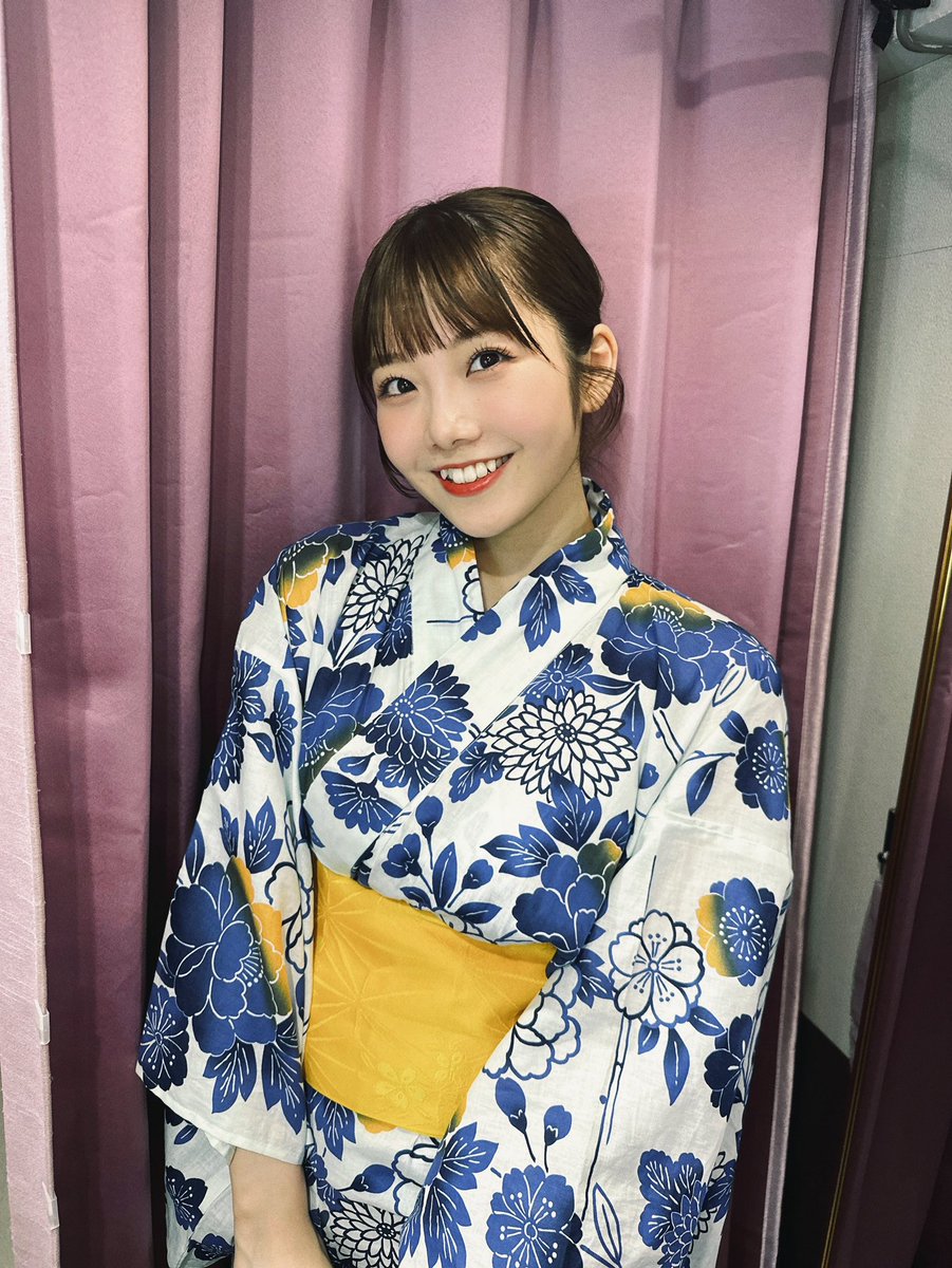花澤桃花 (amini) tweet media