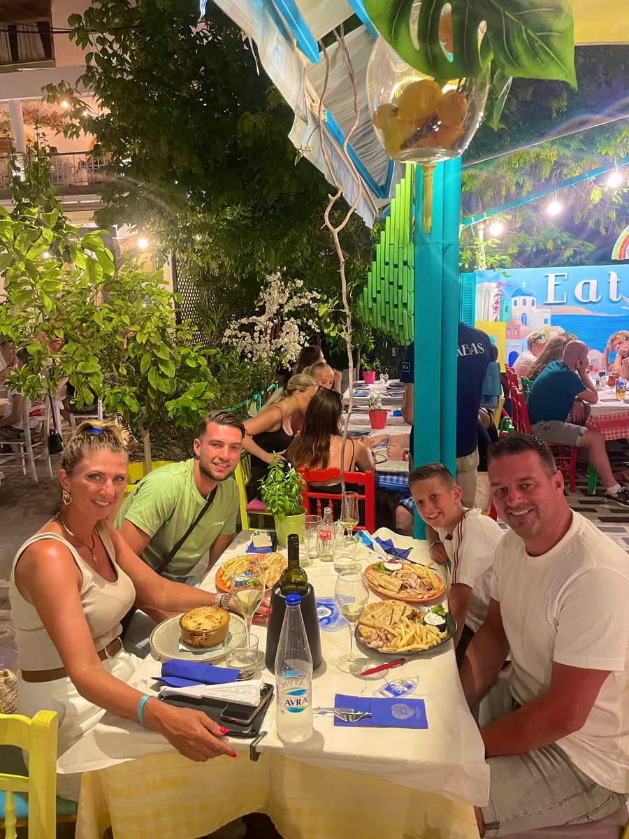 renevdweij's tweet photo. Heerlijke vakantie gehad, 2 weken genieten 🌞🌊🏝️🔋
Greek memories🇬🇷💥 https://t.co/yu46ciz7Jm