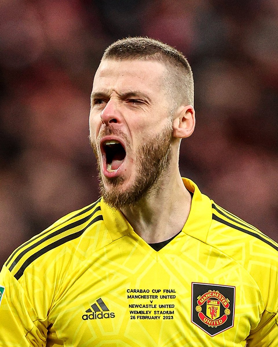 DeadlineDayLive's tweet photo. 🚨 Genoa’s move to sign David de Gea is currently OFF because of his unrealistic salary expectations.

(Source: @skysports_sheth) https://t.co/pMQ0fqZT50
