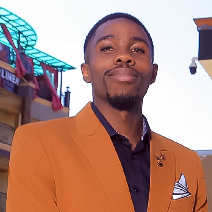 Gabs1Tony's tweet photo. #NewProfilePic https://t.co/x3YmBmFt2m