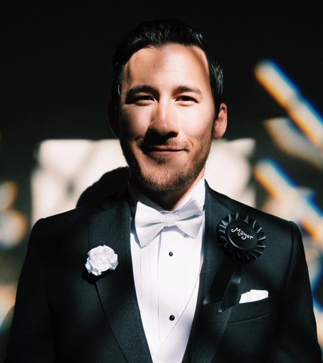 dailyegoplier's tweet image. [ 🕯️ ] #025
“ life is ours to choose, as I always say. “