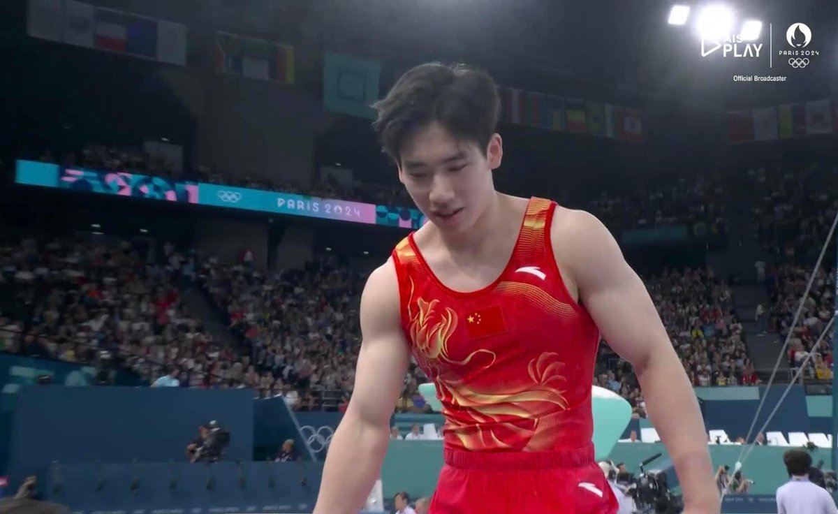natee_narak's tweet photo. นักกีฬายิมนาสติกจีน 🇨🇳 ดีไม่ไหว🥰

#PARIS2024
 #Paris2024 #OlympicGames https://t.co/y2UZVzdDCZ