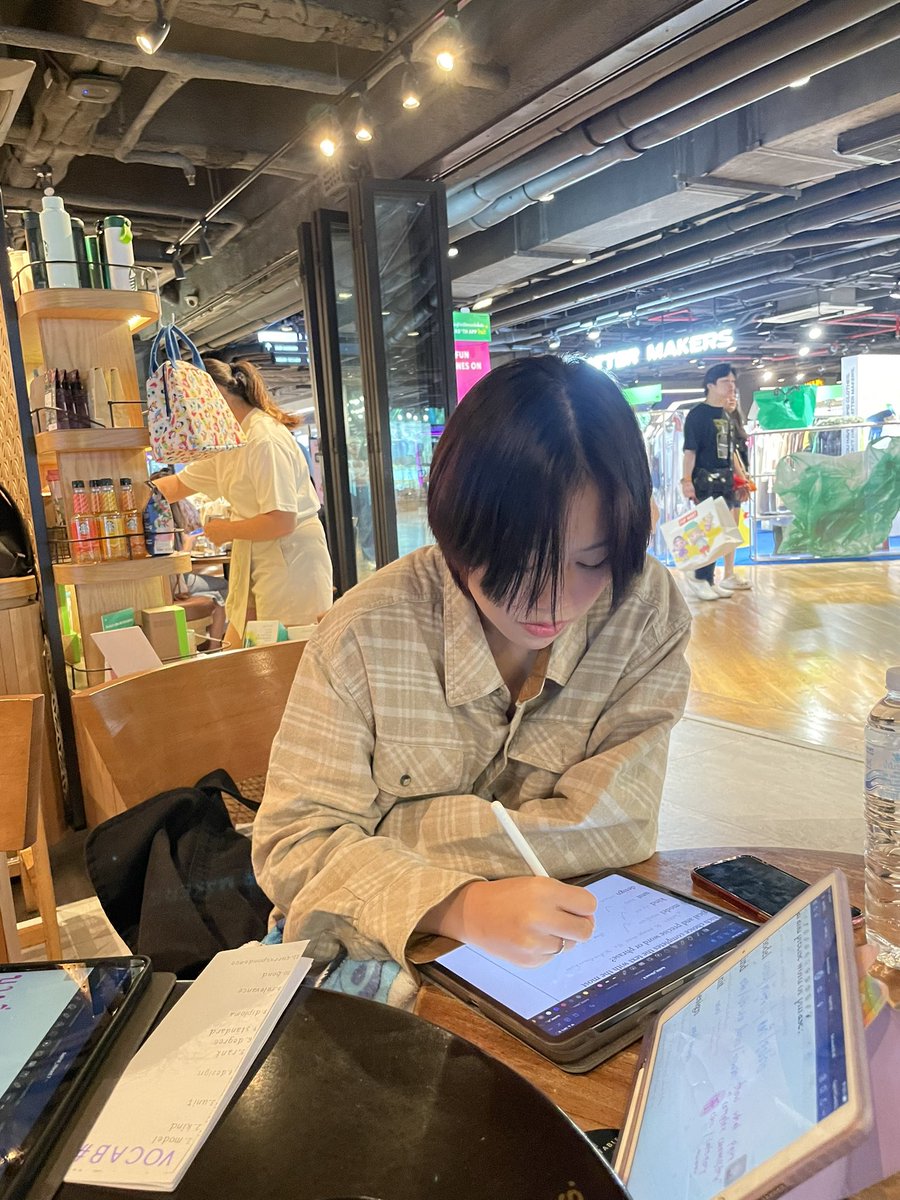 gbxtutor's tweet image. น้องเมเปิ้ล SAT math
น้องอิ๊นท์ SAT verbal
น้องแพรว SAT verbal
น้องต้นน้ำ SAT verbal 

รับสอน SAT น้าคะ ทักไลน์จะตอบไวกว่ามาก🎀🧤

#สอนsat #สอนsatmath #satmath #รับสอนsat #สอนielts #สอนไอเอล #รับสอนsatmath #dek69 #dek68 #bbatu #bbacu #สอนdigitalsat #สอนพิเศษ