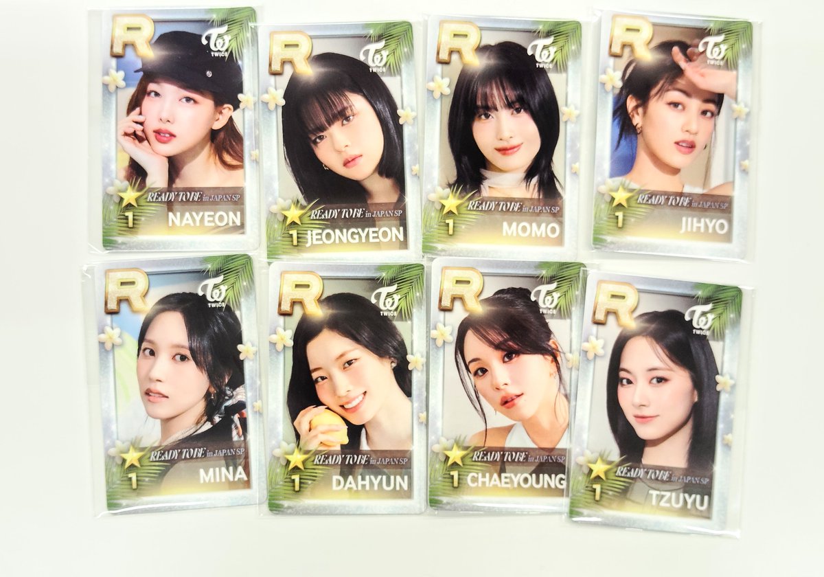 KBOOKS K-POP館プラス TWICE SSJYP リアルカード 入荷 READY TO BE' in