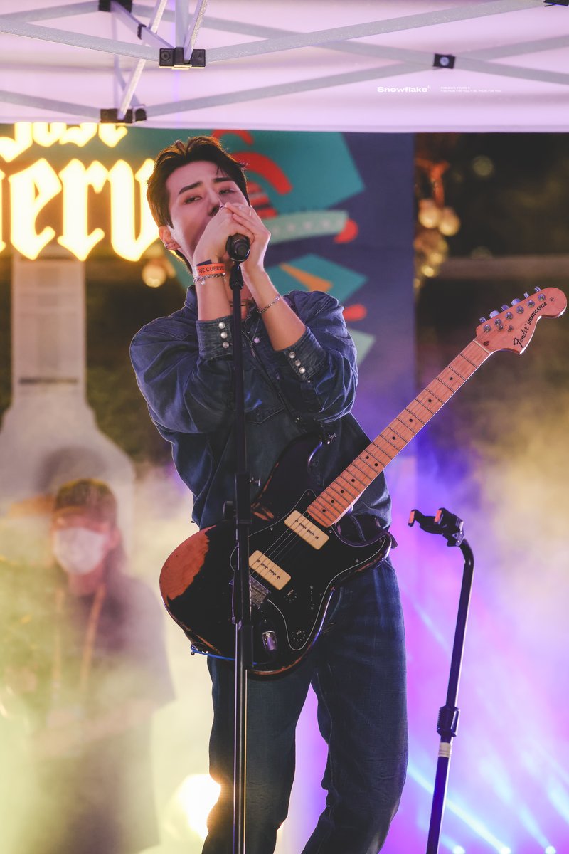 230916 let it be summer
#영케이 #YoungK #영현 #데이식스 #DAY6