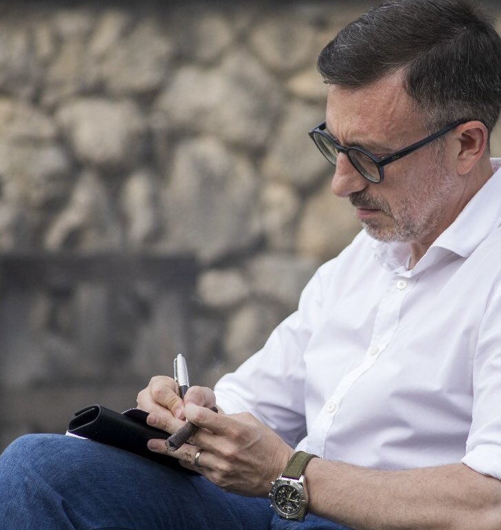 santangelo_s's tweet photo. Si può parlare di #pace mentre siamo immersi in una #guerraglobale combattuta a pezzi? Ieri, di fronte a un pubblico numeroso, appassionato e attento, nell'#Ortosociale di #Avezzano (#Aq), ci abbiamo provato #FrontedellEst #Ucraina #Russia #Geopolitica https://t.co/HTnZfc5k8g