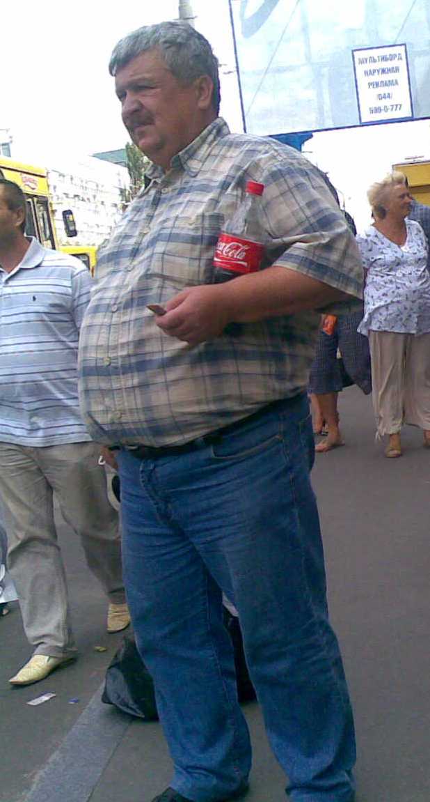 victorchuckles's tweet photo. Moustache, belly, Ukraine, 2009 https://t.co/cmZWfi7lTw