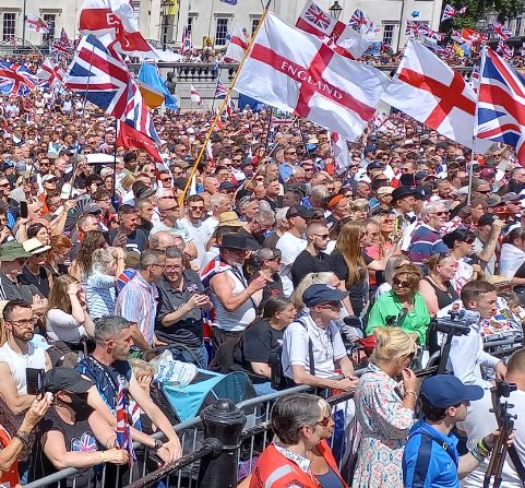 OliLondonTV's tweet photo. 🚨𝐁𝐑𝐄𝐀𝐊𝐈𝐍𝐆:

British journalist Tommy Robinson detained using police powers under the TERRORISM ACT, one day after hosting a patriotic gathering with tens of thousands of British citizens. 

According to a statement from @TRobinsonNewEra team: 

“We can confirm that Tommy Robinson has been detained by Police using powers afforded to them under the Terrorism Act 2000.

That's right, you read that correctly, Tommy is being held by Police using counter terrorism legislation.

We will update you as and when we can.”

While it is unclear at this time, why he has been detained police did announce via X yesterday they were looking into a screening of his film ‘Silenced’ that was screened during the ‘Uniting the Kingdom’ event. 

Robinson, previously had an injunction which banned him from repeating claims made in the film about a Syrian refugee. 

The detainment comes 24 hours after tens of thousands gathered in London’s Trafalgar Square in a rally organised by Robinson, uniting British people together to show pride in their country. 

Thousands waved British and English flags as they joined the even which was dubbed the largest UK patriotic rally ever by the organizers.