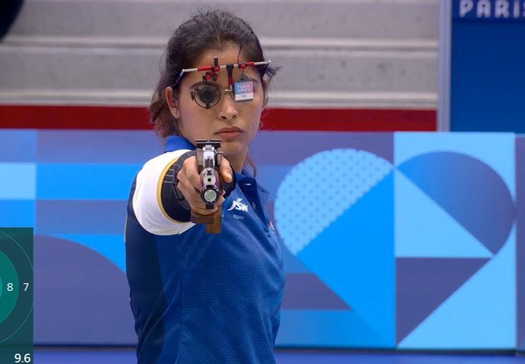 AwasthiAwanishK's tweet photo. Heartiest Congratulations to @realmanubhaker on securing India's inaugural bronze medal in the 10m Pistol event as a first female athlete in Paris Olympic 2024 @Olympics ! Your commitment and perseverance have brought great pride to the nation.
#Parisolympic #ShootingEvent #IndiaRises #IASAwanishKAwasthi
#AwanishKAwasthi