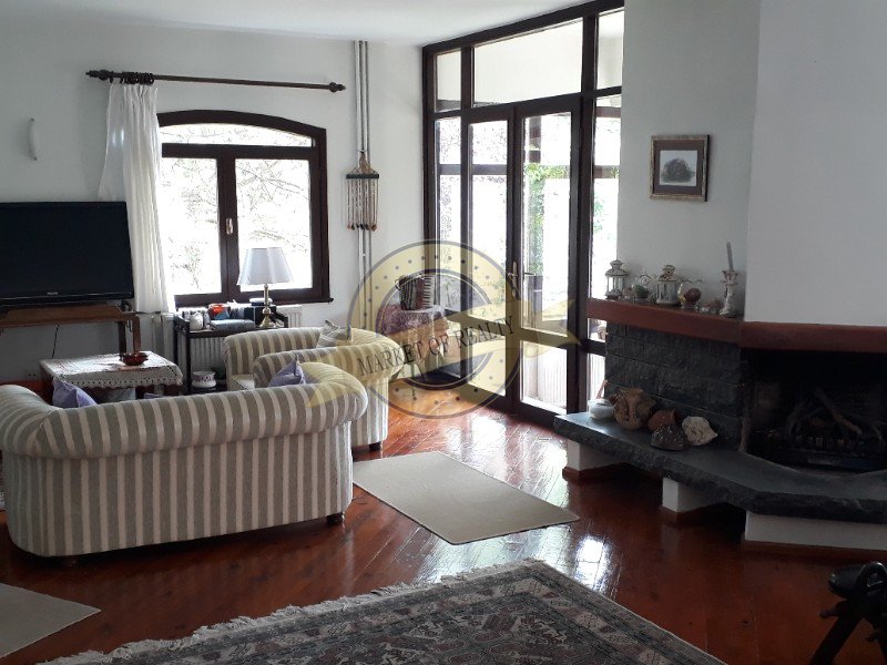Sakarya Sapanca Mamudiye'de, 2917 m2 arazi içinde, göl manzaralı, 5+2 villa. 1.200.000$ +90 533 371 7777

marketofrealty.com/sapanca-mahmud…

#emlak #gayrimenkul #sahibinden #satılık #yatırım #MüstakilEv #villa #GölManzaralıVilla #LüksKonut #EşyalıVilla #yazlık #turkey #türkiye #sakarya