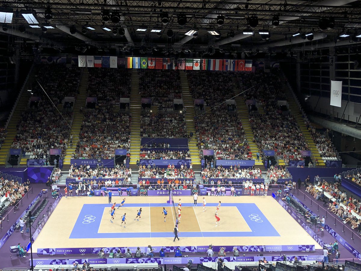 Polskie siatkarki rozpoczęły turniej olimpijski w Paryżu. W hali wielu kibiców z Japonii ale polskie 1…2…3… też słychać. <a href="/RMF24pl/">Fakty RMF FM</a> #volleyball #PARIS2024