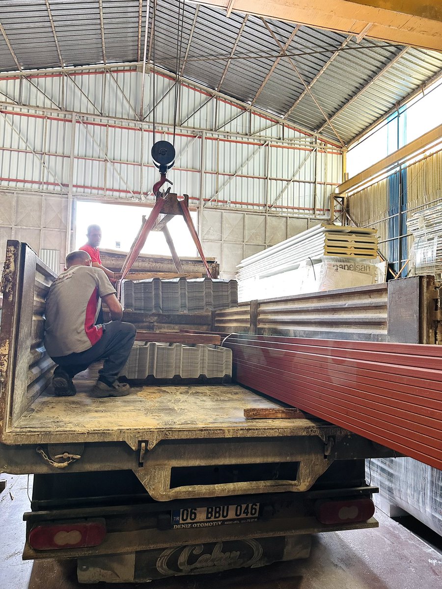 tiritoglumetal's tweet photo. •RAL7016 Antrasit Boyalı Trapez, DX51D+Z kalite, 0,40 mm, 800 mm en, 3 mt boy, 6 ton
•Boyalı (kırmızı antipaslı) Kutu Profil S235JR 1,50 x 30 x 30 & 2 x 40 x 40 mm 1500 mt
-
#ral7016 #ral7016trapez #dx51trapez #dx51 #trapezsac #antrasittrapez #boyalitrapez #boyaliprofil #kutu https://t.co/sewiPJ8Pnx