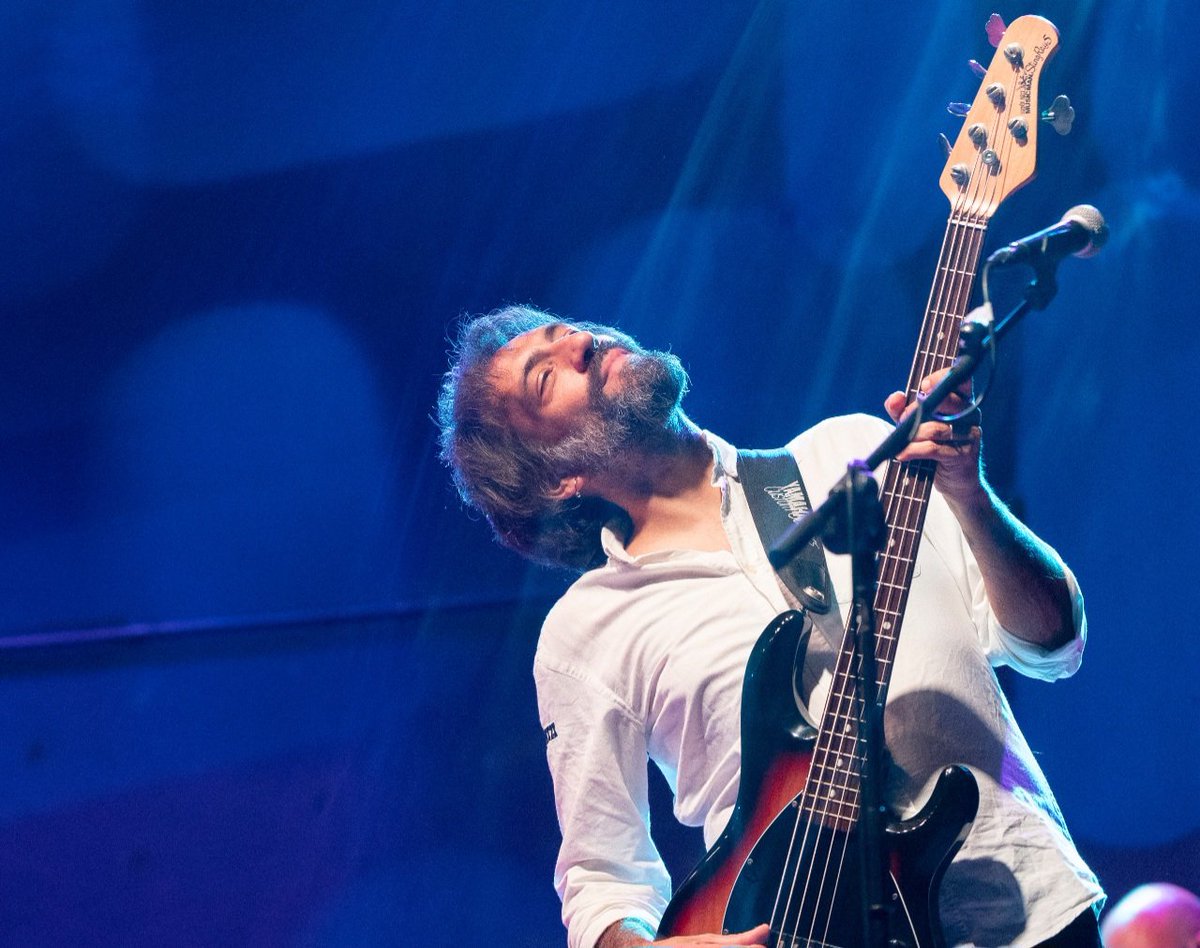 [cas] Concierto en el Parapandafolk de Íllora (Granada), la de ayer fue una noche muy-muy especial.
[eus] Parapandafolk Jaialdian kontzertua, Íllora,atzokoa gau oso-oso berezia izan zen.
@parapandafolk <a href="/Diariofolk/">Diariofolk</a> @Entrelares <a href="/TaratanaR3/">Tarataña</a> <a href="/MIRMIDONPROD/">MIRMIDON</a> <a href="/ElkarMusika/">Elkar Musika</a> <a href="/SaizarSidreria/">Sidreria Saizar Sagardotegia</a>