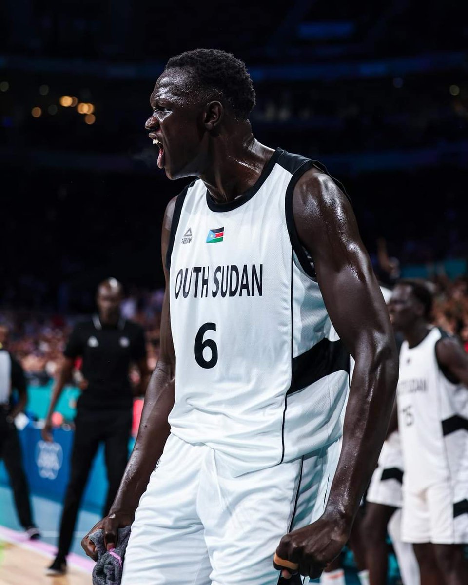 Congratulations to the giants of Africa! 

South Sudan 🇸🇸 has beaten Puerto Rico 🇵🇷 in the Olympics. Puerto Rico should be reminded that "Giants of Africa" have come strong, energetic and with excellent strategies this year. 

Bringing the pride home!