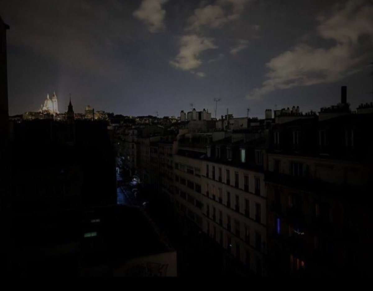 dougponder's tweet photo. ICYMI: A power outage hit Paris after a pagan display of sexuality and an open mockery of “le Cène” (🥖🍷✝️) during the Opening Ceremony.

And one of the only buildings in the city to stay lit was a prominent church.

Hard not to love the poetics here. https://t.co/9stfhGj4Qt