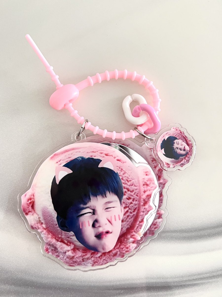 CBerry_chenny's tweet photo. Double Trouble Concert Giveaway
 #DoubleTroubleConcert ❤️💙
🗓️ 1 September 
🕐 TBA
📍 QSNCC

✉️Please send dm if you want to exchange with me🫶
#GiveawaysforBKPPFC
#Giveawayforbkppfc https://t.co/1jwLtOn9fC