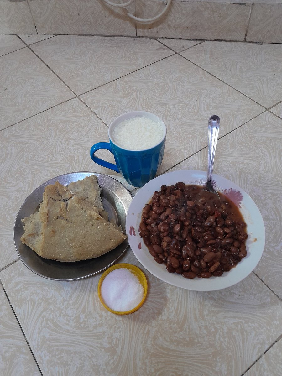 abuyamasta's tweet image. Beans, fermented milk, and ugali for lunch.
