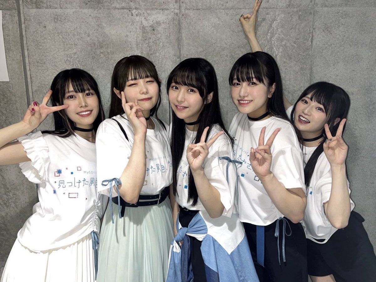 #MyGO!!!!! 6th LIVE
「見つけた景色、たずさえて」

初の2days、単独最大キャパ、全編オリ曲。
曲数も過去1でした。

ドキドキしながら見渡した客席は
端から端までが鮮やかで、最高の景色でした。

とても楽しい2日間でした！！
うまい空気、ありがとう🐈🎸
#見つけた景色たずさえてDAY2 #バンドリ