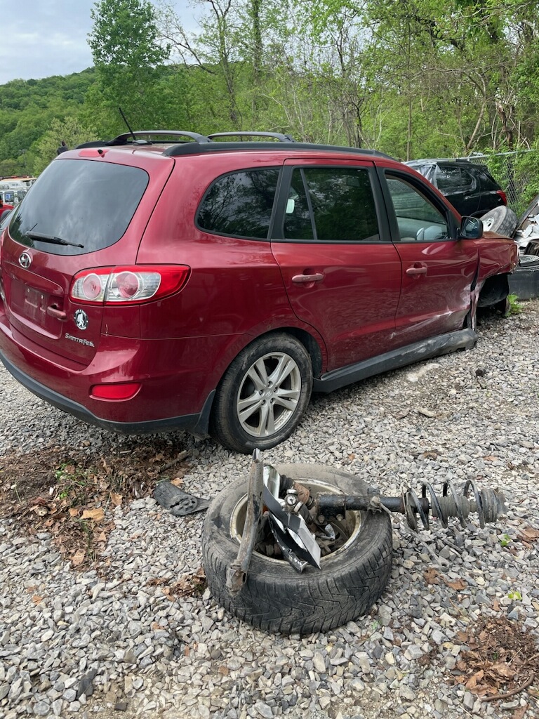 Paradox2018_'s tweet photo. @SteveeKingdom It would help so much, I had a seizure while driving and am unable to get a new job due to my restrictions.  I am getting no compensation from that state https://t.co/UylDI68Drj