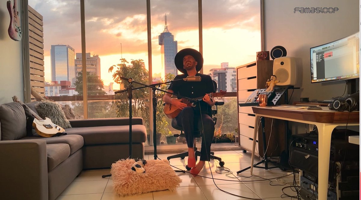 famasloop's tweet image. ¿Cómo no quieres que tenga tantas ganas de volver #VenezuelaLibre ? 

#MiQuerencia #SimónDíaz