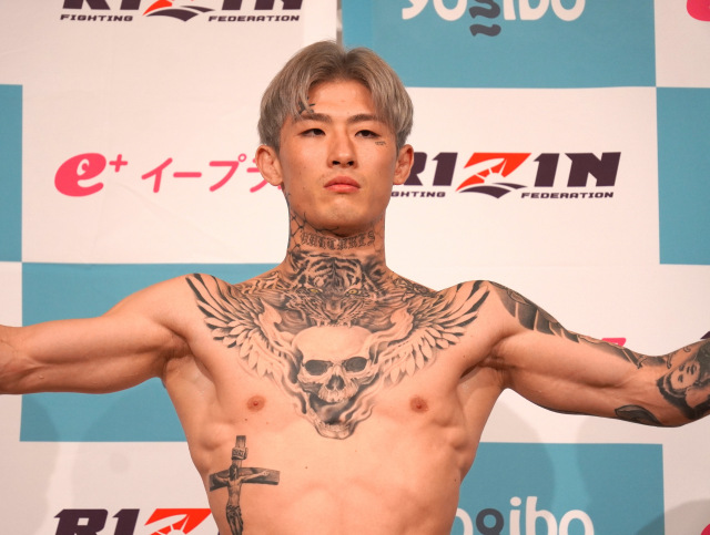 livedoornews's tweet photo. 【RIZIN】平本蓮が朝倉未来に138秒KO勝ち
https://t.co/DHvRSvu7MU

現在の日本格闘技界で最も注目を集める二人による長年の因縁に決着をつける大一番で、平本蓮が勝利した。 https://t.co/wqhlqZFslS