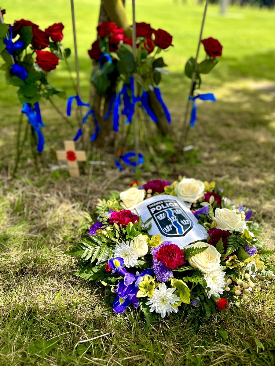 A huge honour to be part of the 2024 <a href="/PolUnityTourUK/">UK Police Unity Tour</a> with 
<a href="/HantsValleyPUT/">HantsTVP Police Unity Tour 2025</a> for <a href="/UK_COPS/">COPS</a>
A wonderful service of remembrance for our fallen colleagues, with our @thames_VP wreath <a href="/Nat_Mem_Arb/">National Memorial Arboretum</a> 
#WeRideForThoseWhoDied
#UKPUT
#ALifeRemembered