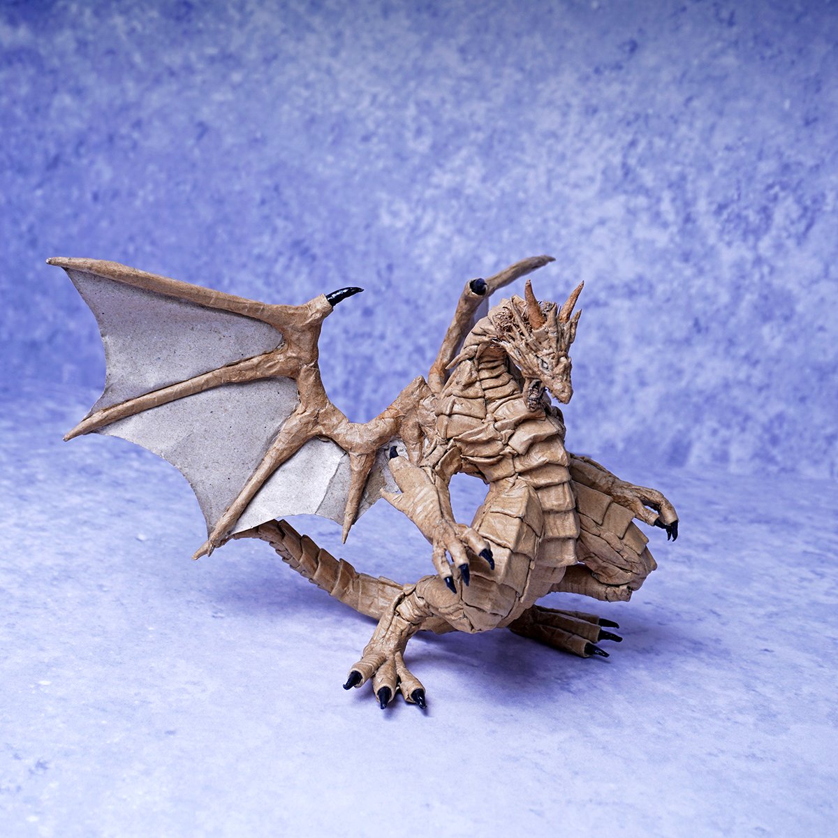 ンボール@ダンボールアート tweet media