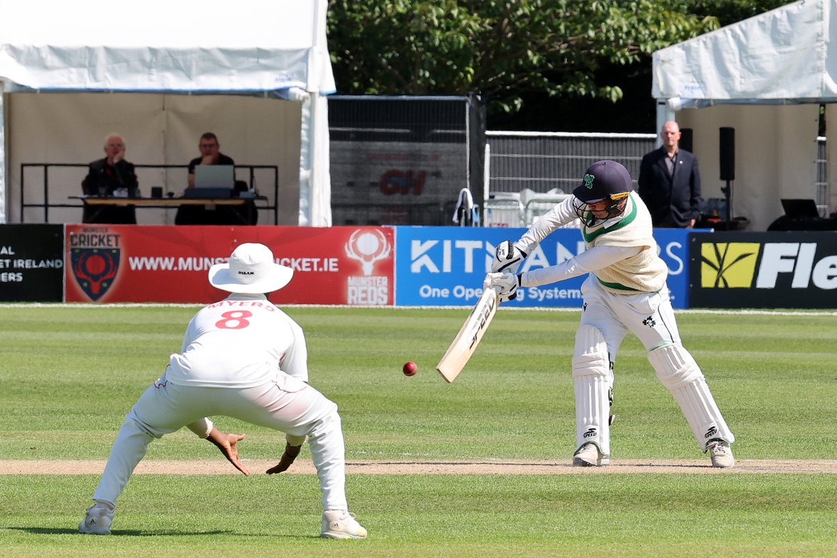 WE WIN BY FOUR WICKETS! 💚

History made at the end of an historic week.

▪️ Ireland 158-6 (36.1 overs)
▪️ Zimbabwe 197 (71 overs)
▪️ Ireland 250 (58.3 overs)
▪️ Zimbabwe 210 (71.3 overs)

WATCH (Ireland/UK): bit.ly/3Whm7Ei
WATCH (Rest of world): bit.ly/3LyuSVF