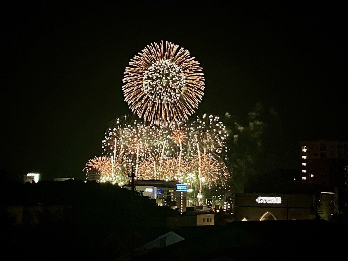 今年も家族旅行いってきたぜ！！
熱海のMOA美術館にあるポケモン博物館がまじで良かったから好きな人は絶対に行った方がいいぞ！！

そして今から帰宅するんだけど絶対Rust間に合わないよね😂
とりあえずはんじょうが頑張ってるらしいからそれ見ながら帰るわ😭

第2回の開催お願いします！！