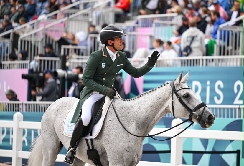 🏇| EVENTING 
Austin O’Connor and Colorado Blue are sensational on the cross country track, coming home clear within the time to remain on his dressage score of 31.7